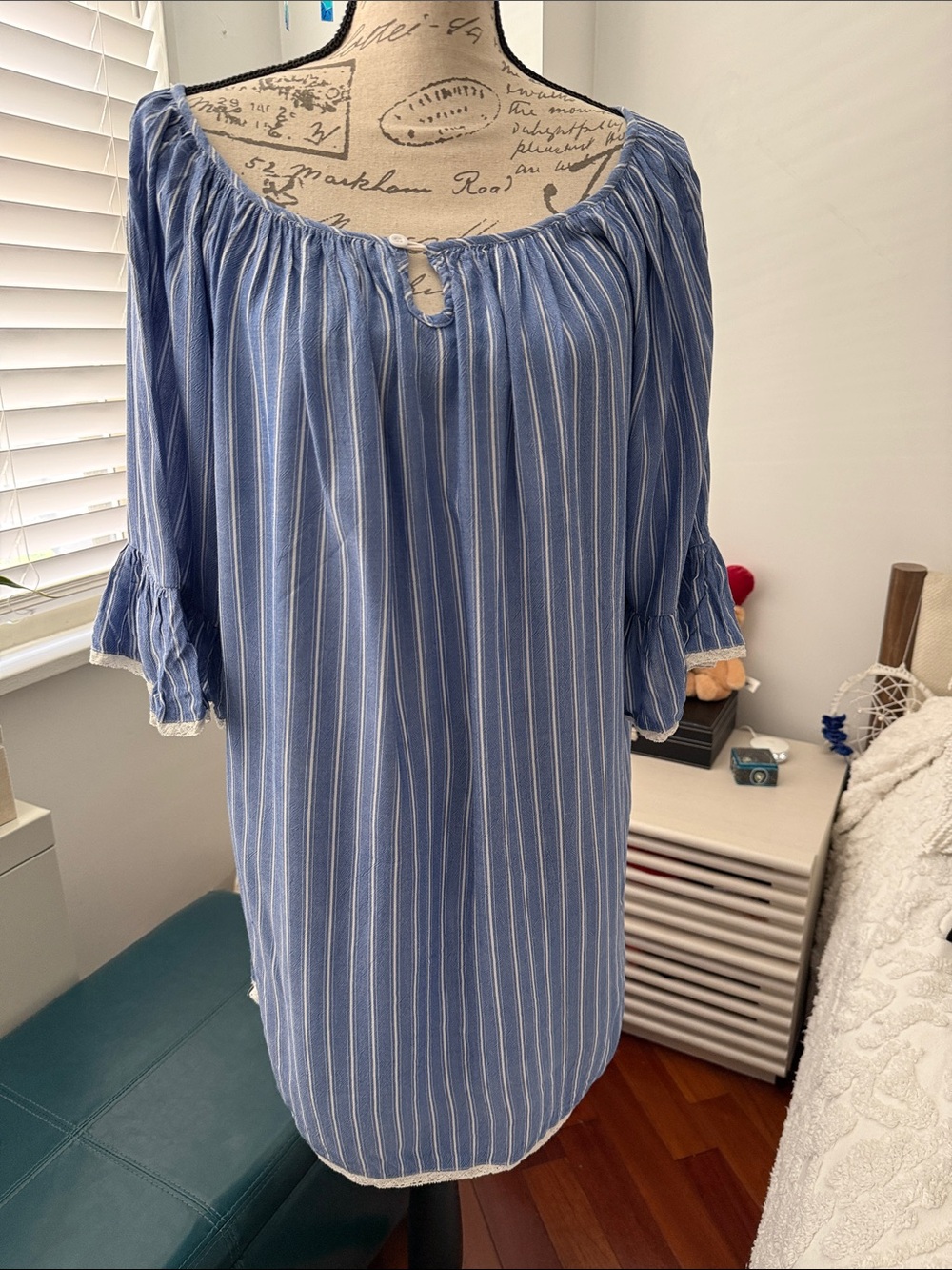 Suzanne Betro Blue and White Striped Tunic Top